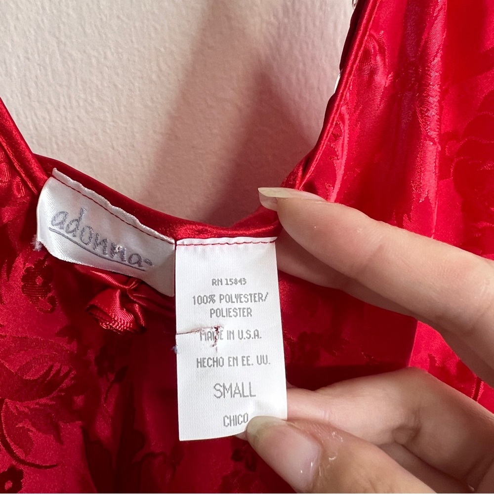 Red Floral Satin Chemise - Picture 7 of 7